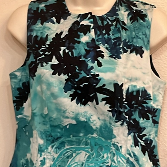 ⭐️Bogo ⭐️ 🦋 T Thari Sz 8 M cotton multicolored dress - Picture 2 of 13